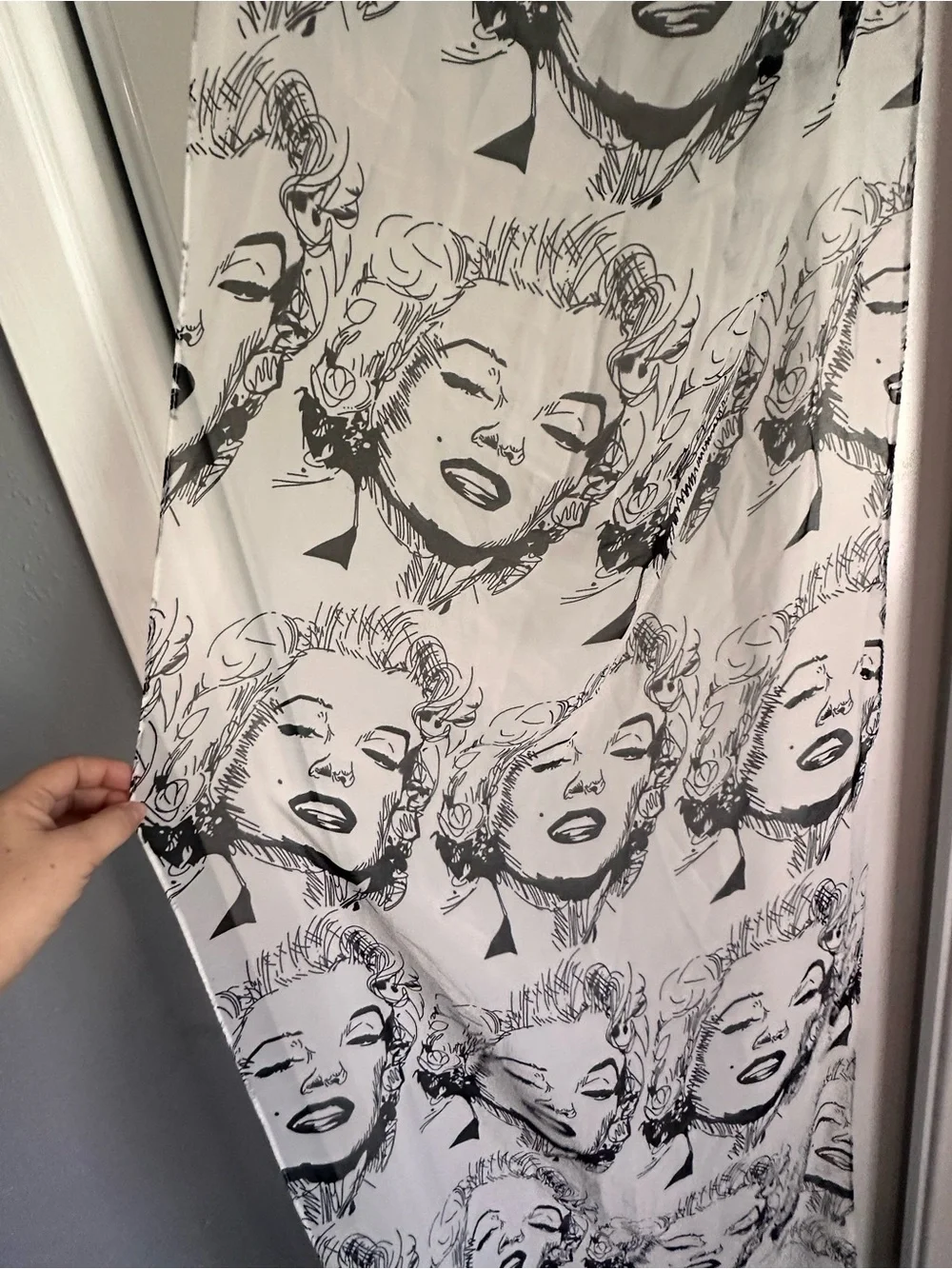 Graphic Marilyn Monroe scarf